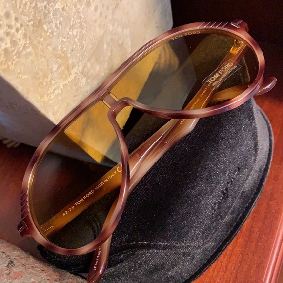 Tom Ford Italian Men’s Beige Havana Sunglasses! - Picture 5 of 8